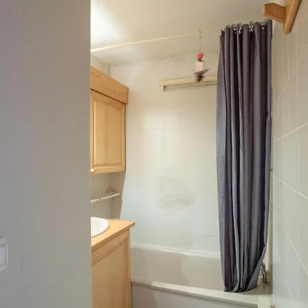 Appartement Les Aiguilles Du Midi-4 By Interhome Saint-Gervais-les-Bains